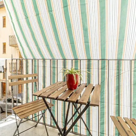 Casa Giuara - Luce Apartment Castelbuono (Sicily)